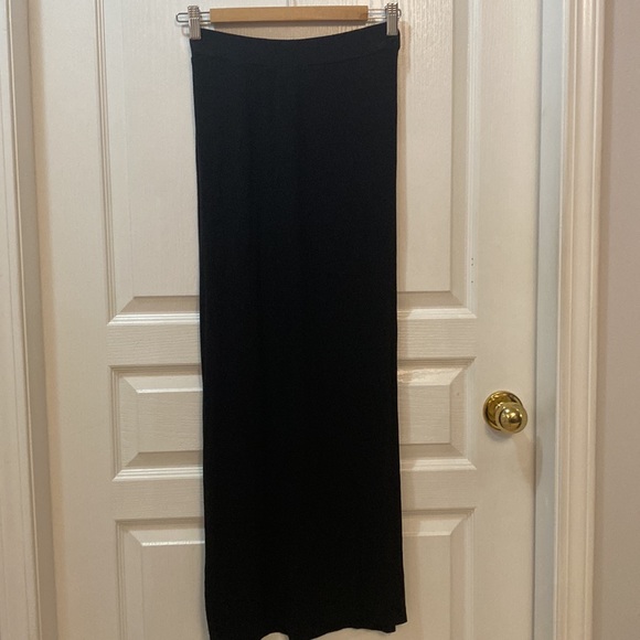 H&M maxi skirt - Picture 2 of 2